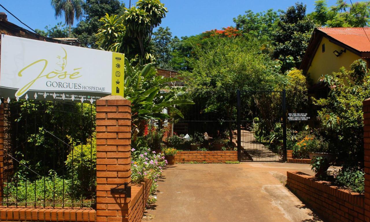 Hospedaje Jose Gorgues Puerto Iguazú Exterior foto
